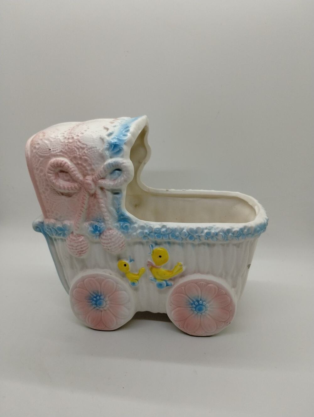 Vintage Ceramic Baby Carriage - Inarco Made In Japan Sankyo Music Box E4880